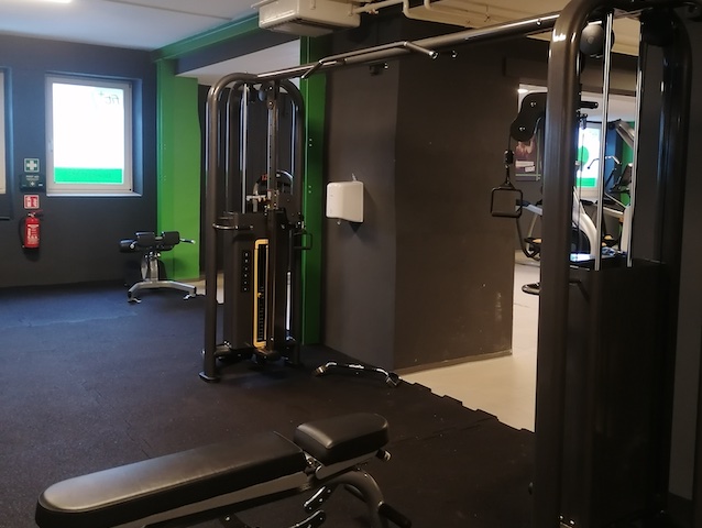 fitplus_Fitnessstudio Tessin Krafttraining_2